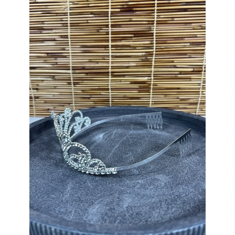 BEAUTIFUL RHINESTONE TIARA‎ —silver Heart
